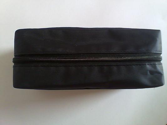 Sacs cosmétiques de voyage noir, petite poche en nylon de tirette pour le cosmétique et pièce de monnaie