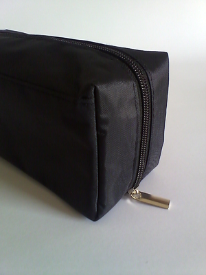 Sacs cosmétiques de voyage noir, petite poche en nylon de tirette pour le cosmétique et pièce de monnaie